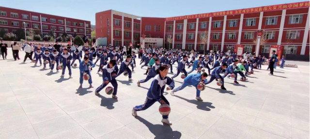 彭阳县第一小学全面推进素质教育